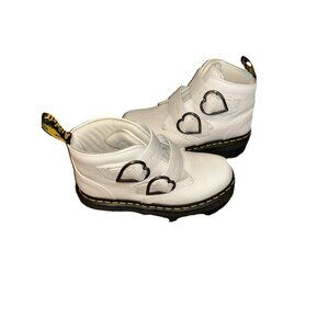 Dr. Martens Devon Heart Platform Boot Size 6